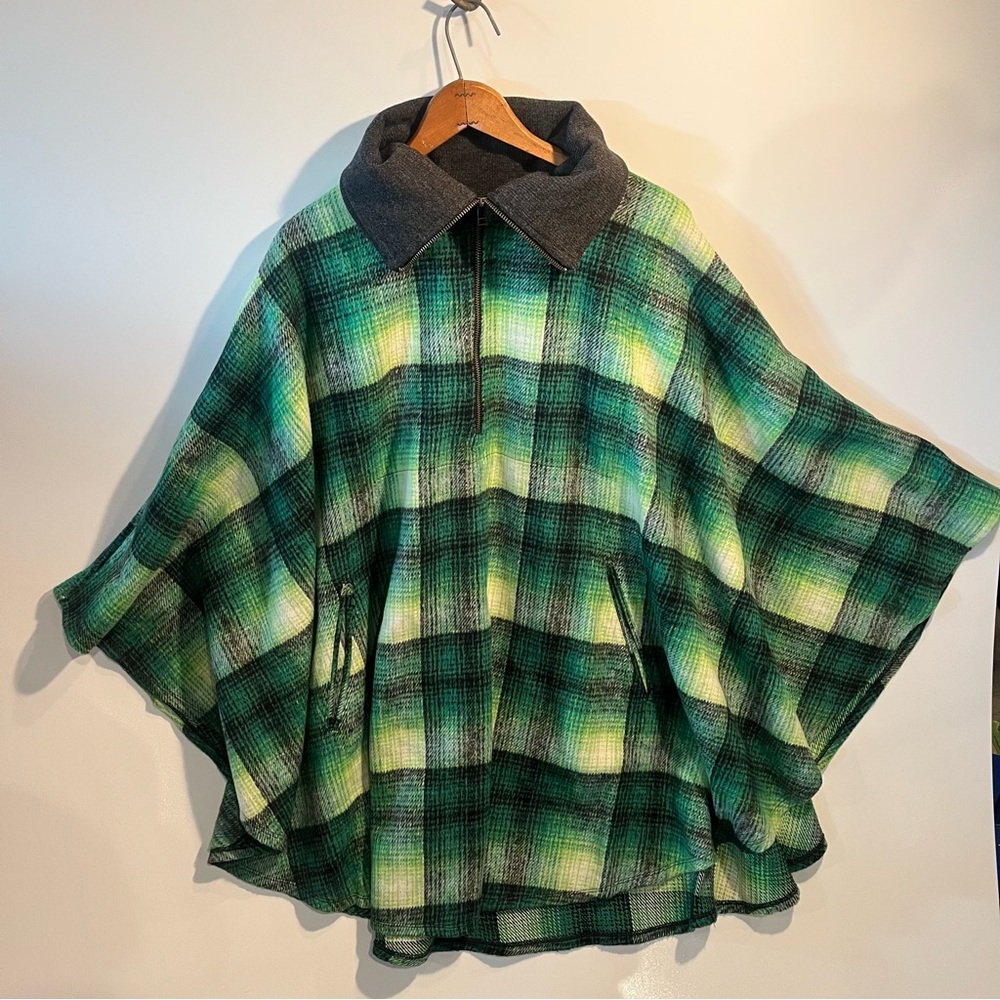 NEW Free People Poncho Woodstock Brushed Green Plaid Kelly Combo Pockets OS NWOT